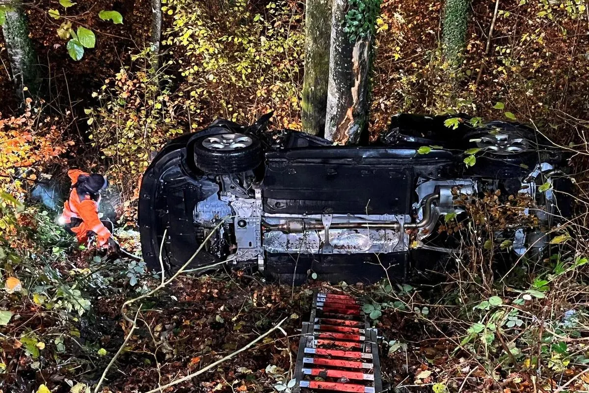 Sternenberg ZH - Mann wird bei Unfall schwer verletzt