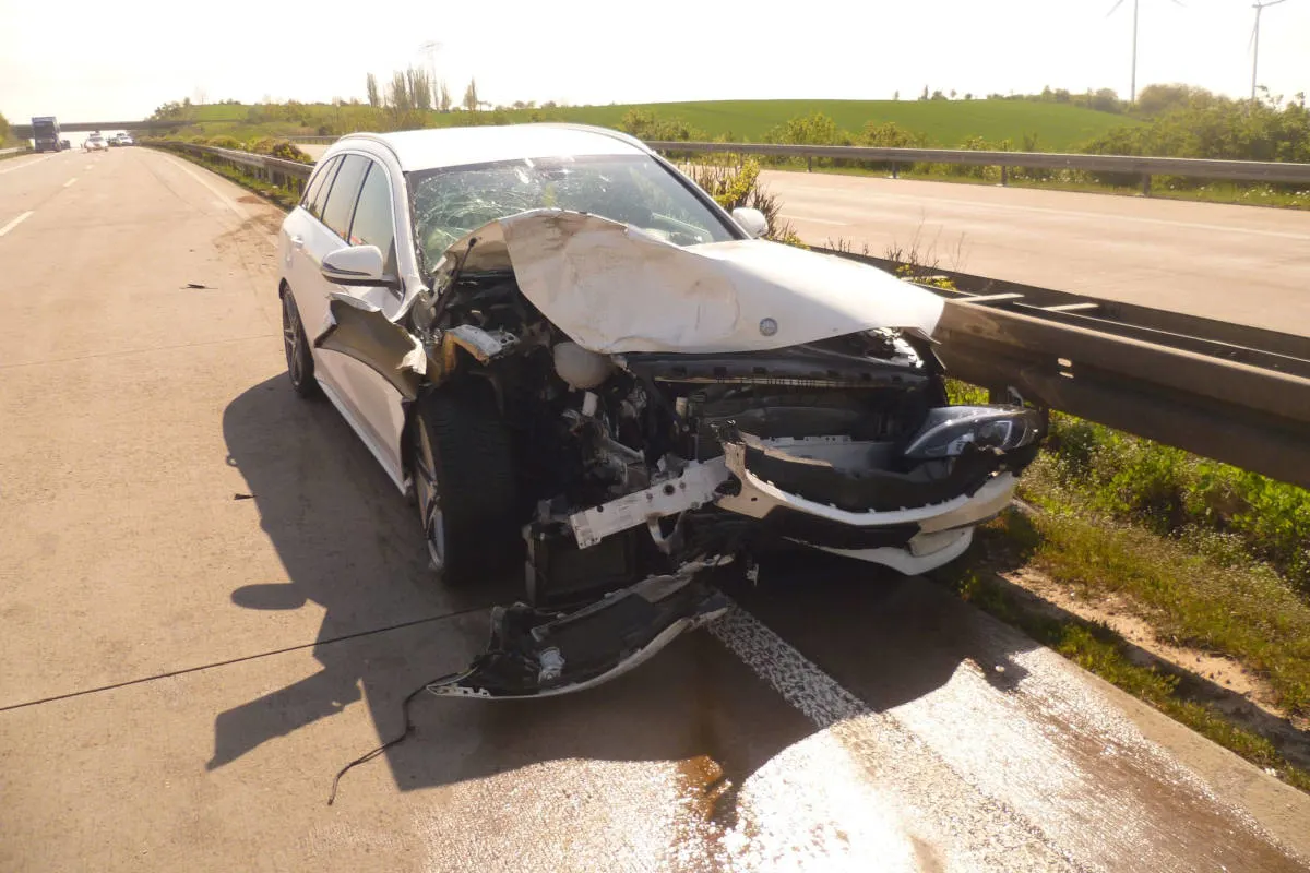 Zwei Verletzte nach Verkehrsunfall