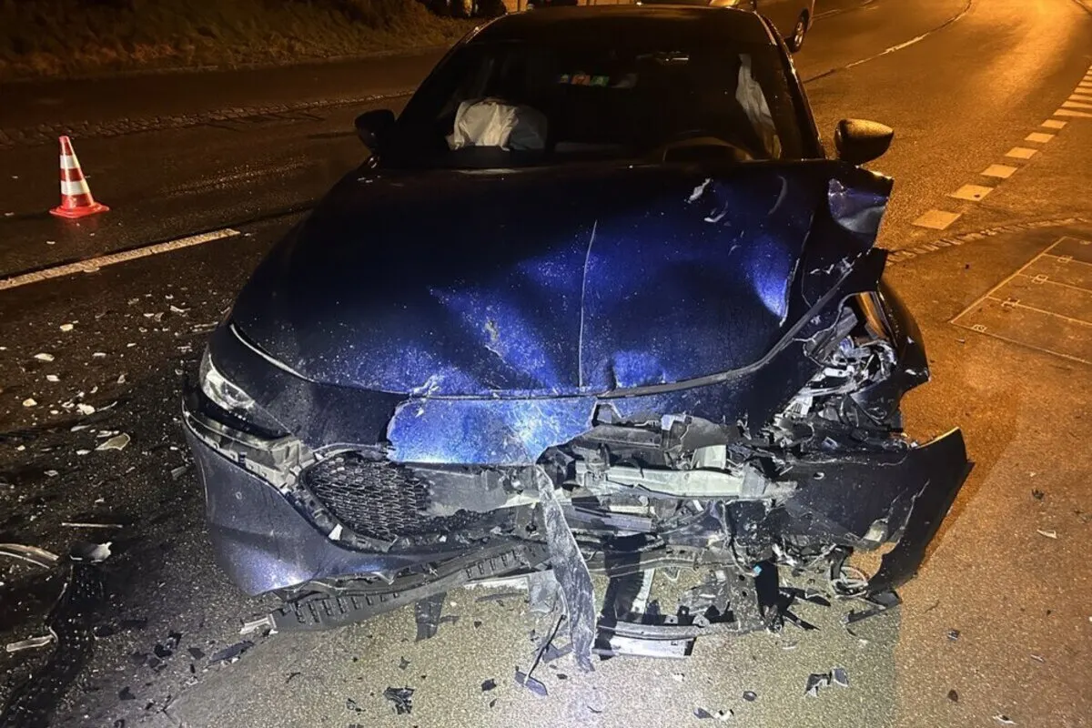 Sarmenstorf AG – Heftiger Unfall fordert zwei Verletzte