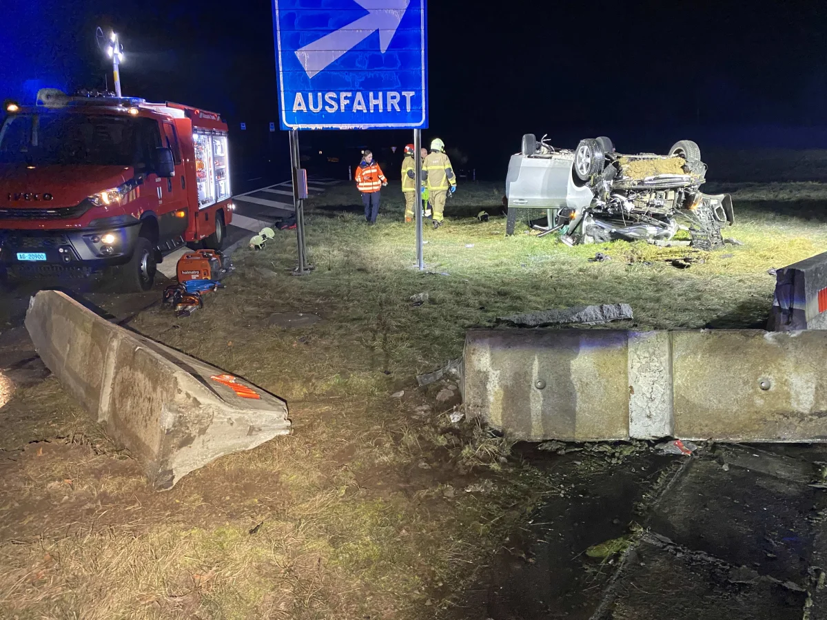 [Update] A1 Dättwil AG – 18-Jähriger nach dramatischem Unfall im Spital verstorben
