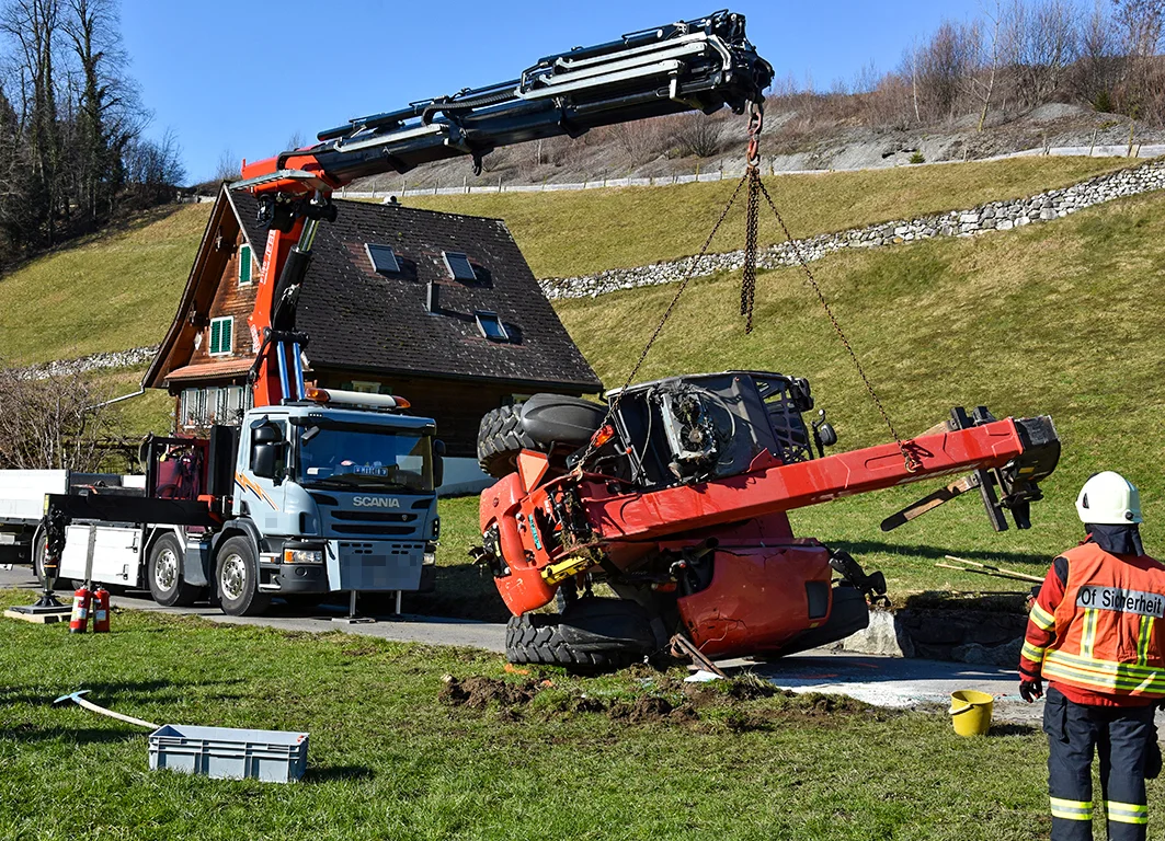 Oberdorf NW – Unfall mit Teleskopstapler