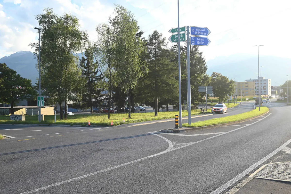 Haag SG – Zusammenprall zwischen Lieferwagen und E-Bike