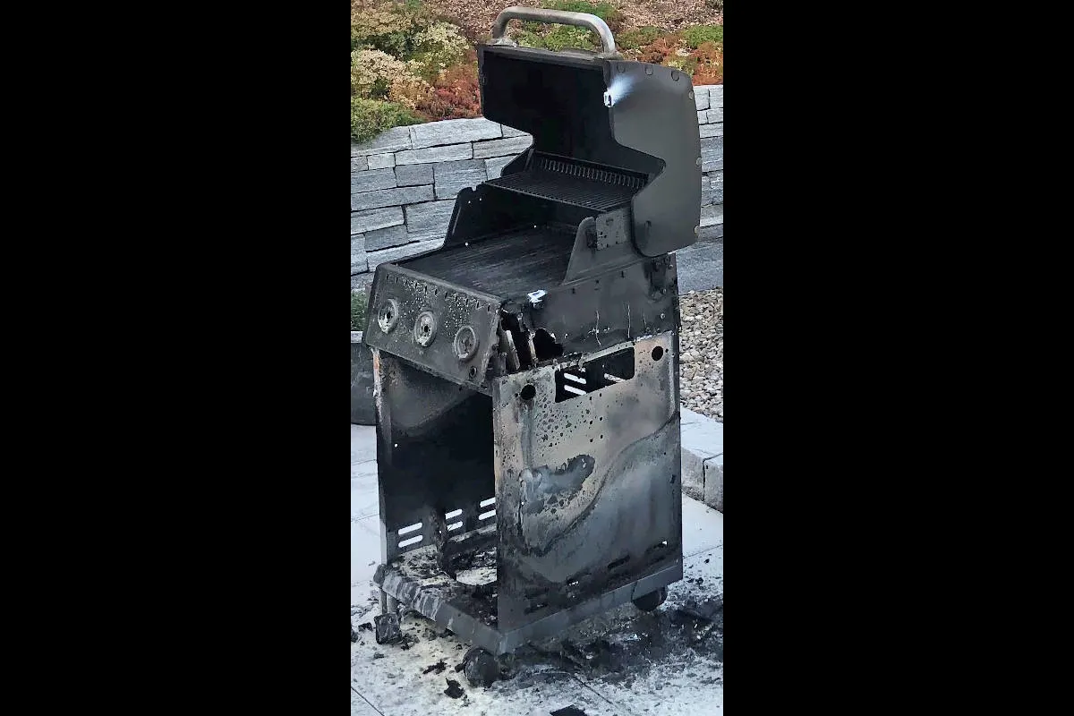 Niederneunforn TG – Brand von Grill