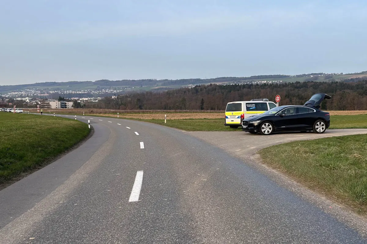 Niederwil AG – Unfall beim Überholmanöver