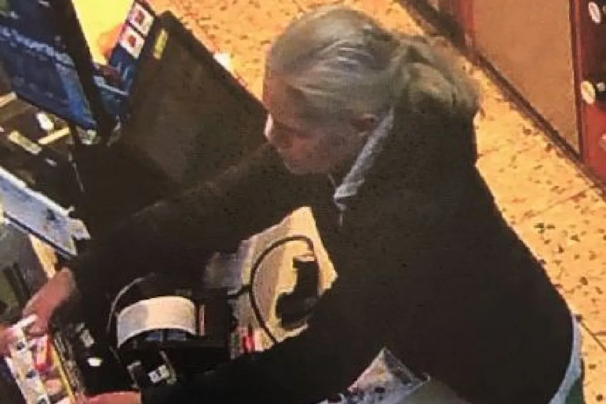 Bochum - Betrugsfall - Wer kennt diese Person?
