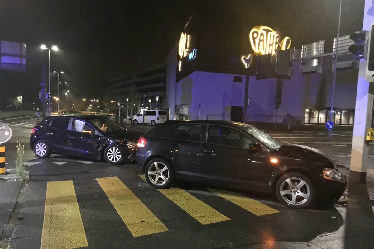Spreitenbach AG - Rotlicht missachtet - Unfall