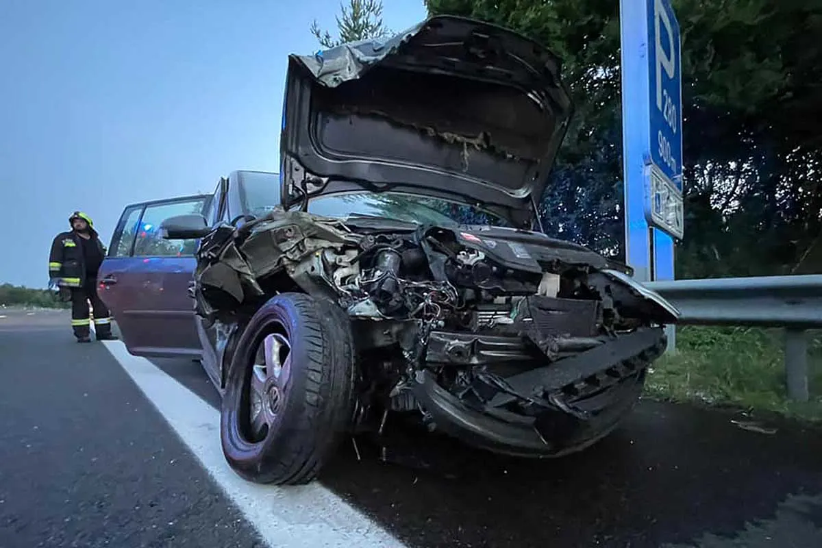 Sekundenschlaf auf der A2 in Völkermarkt - Vier Verletzte, darunter Mutter mit Kleinkind