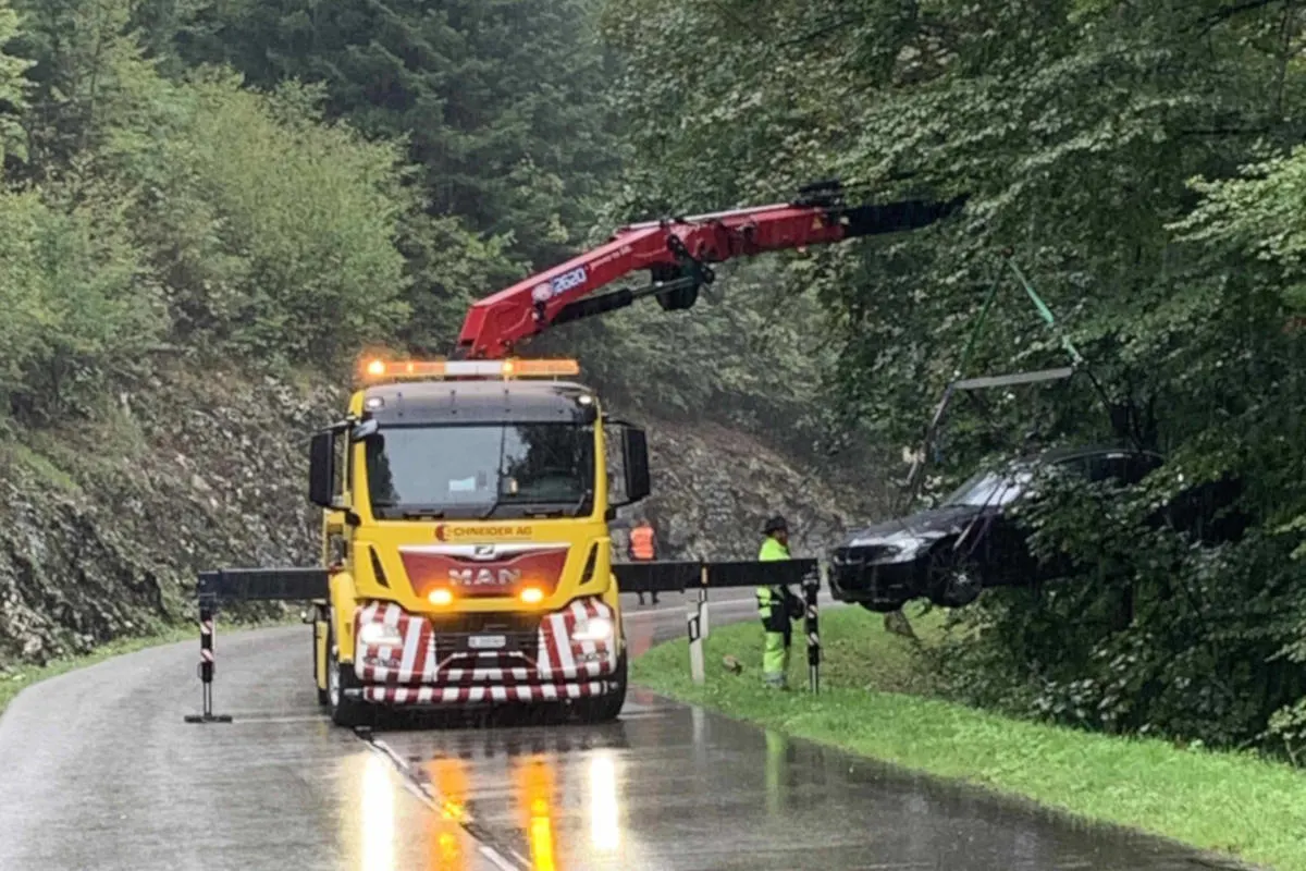 Himmelried SO – Auto kommt bei Selbstunfall in Bachbett zum Stillstand