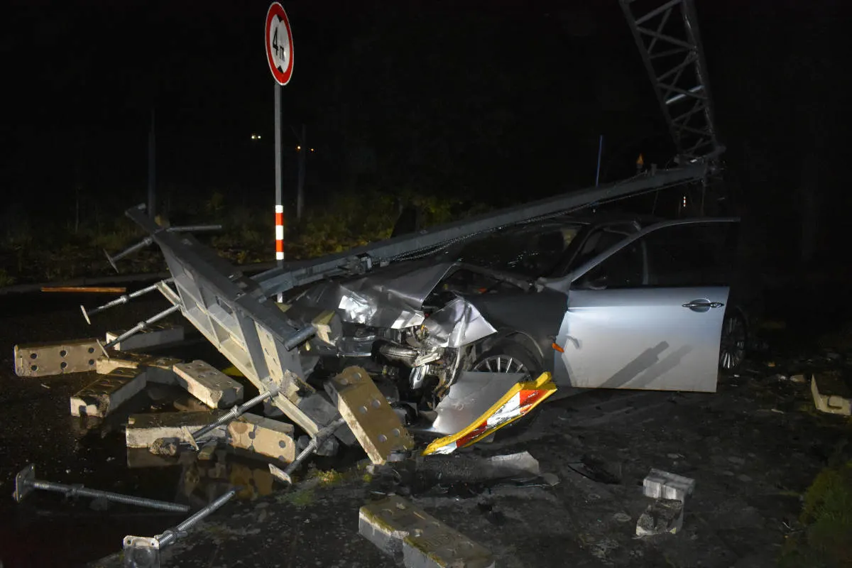 Mönchengladbach Holt – Vier Verletzte bei Unfall