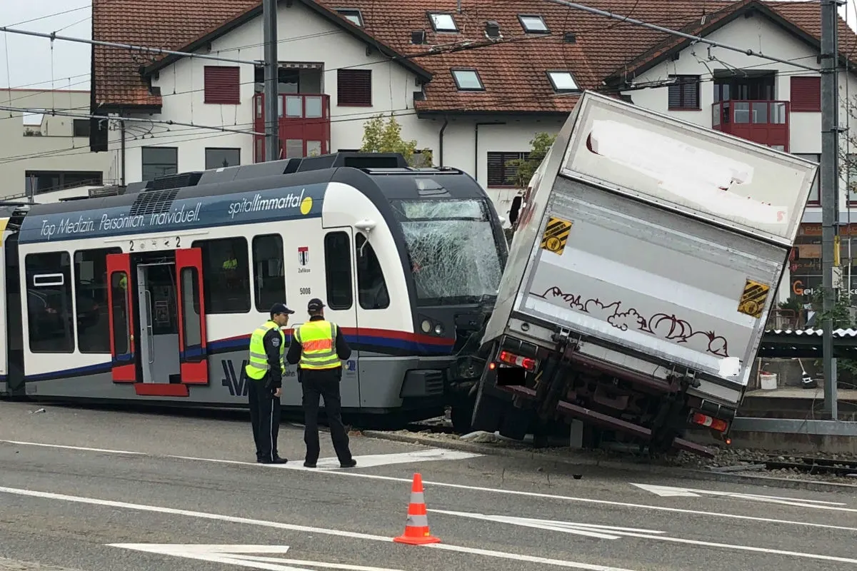 Berikon AG - Verkehrsunfall auf der Mutschellen - Passhöhe