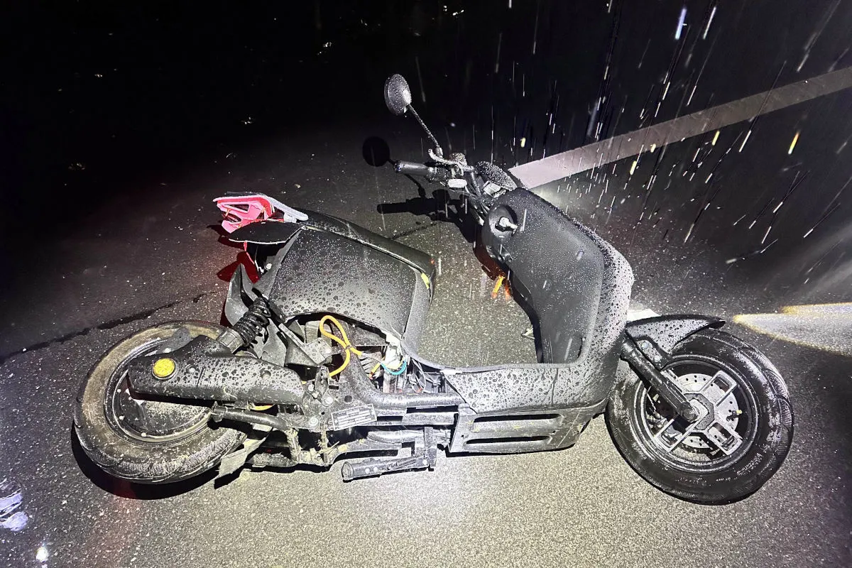Reichenburg SZ – Rollerfahrerin bei Unfall schwer verletzt