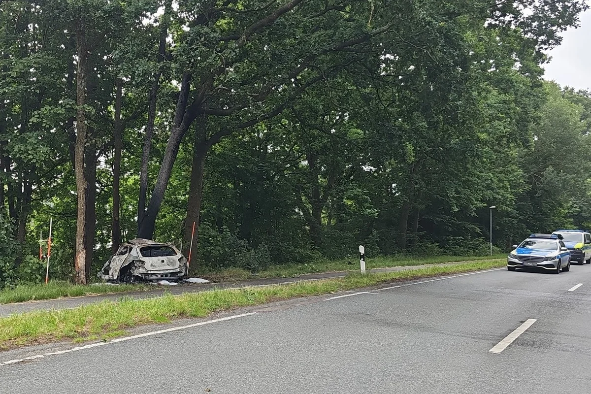 Midlum NI – Autofahrer stirbt bei Unfall auf der L135