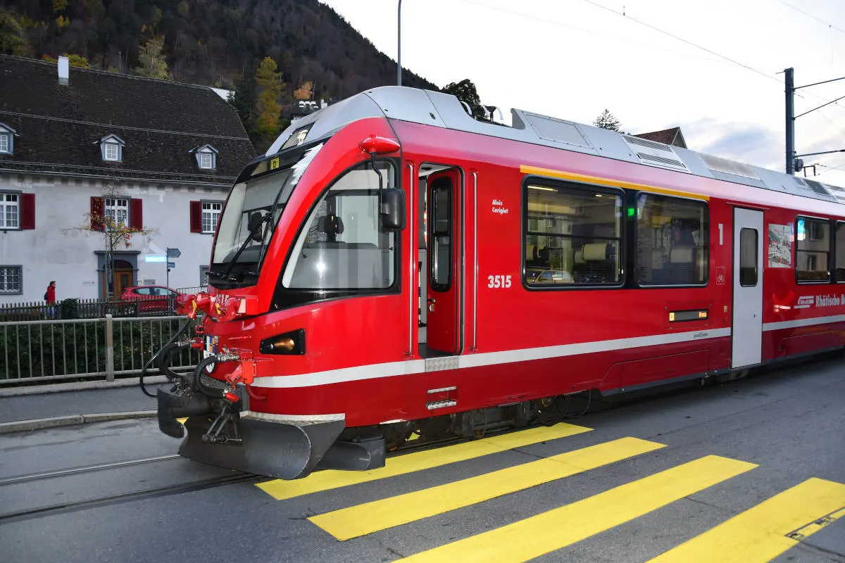 Unfall Chur GR - Personenwagen kollidiert mit Arosabahn