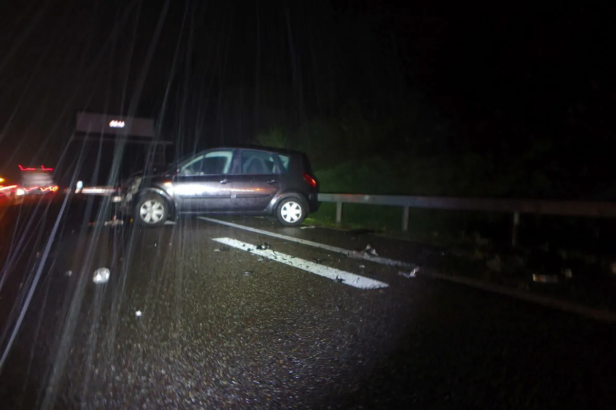 A1/Walterswil AG - Auto gegen Leitplanke geprallt - Zeugenaufruf