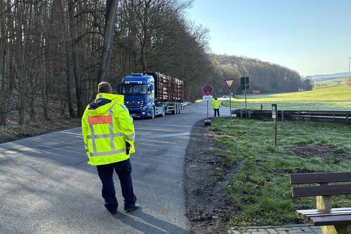 Münchhausen – Zahlreiche Verstöße bei Holztransportern