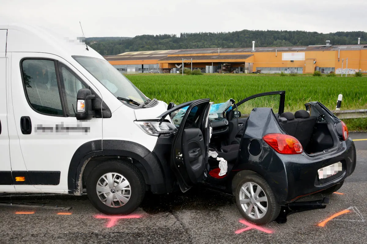Felben-Wellhausen TG – Beim Abbiegen kollidiert