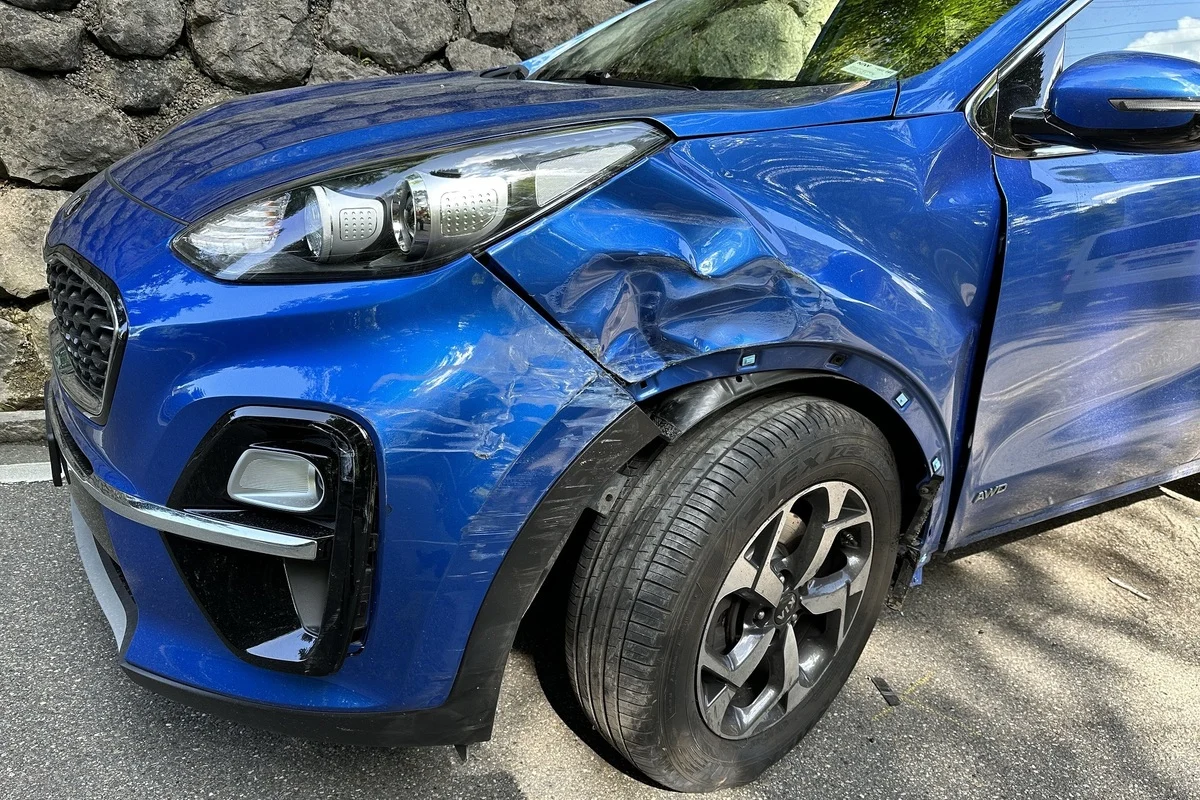 Unfall in Rehetobel AR -  Lenker eines Lieferwagens verletzt 