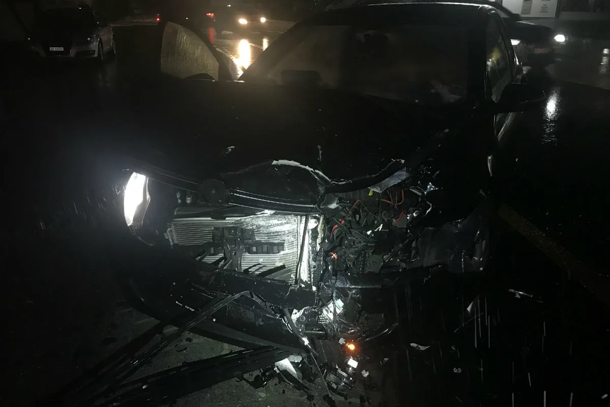Beringen SH - Frontalkollision zwischen zwei Autos