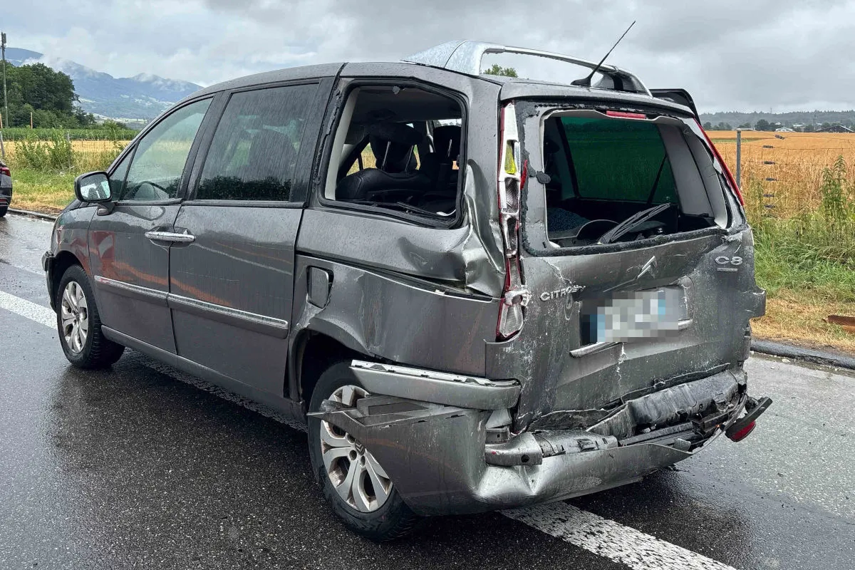 A1 Deitingen SO – Unfall mit LKW und vier Autos