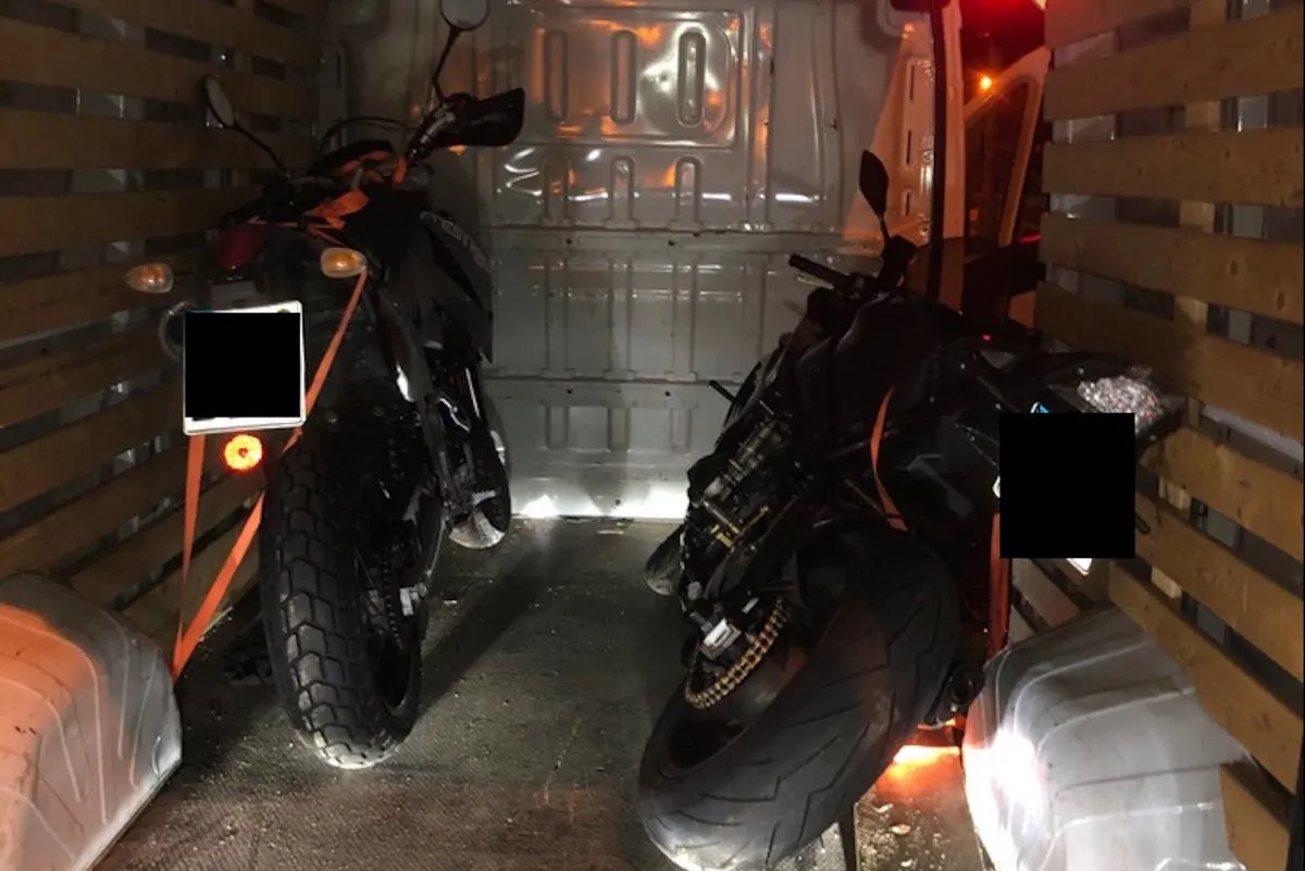 Ludenberg – Motorraddiebe auf frischer Tat ertappt