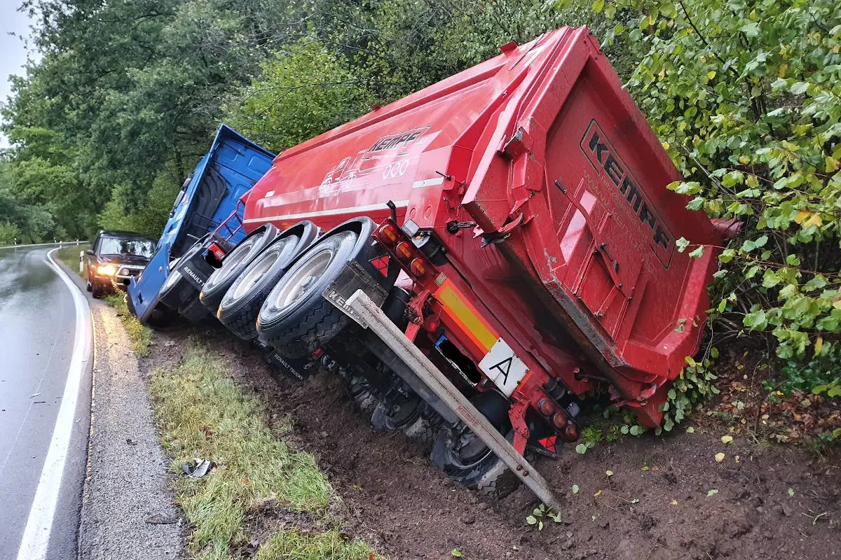 Wadern – Schwerer LKW Unfall