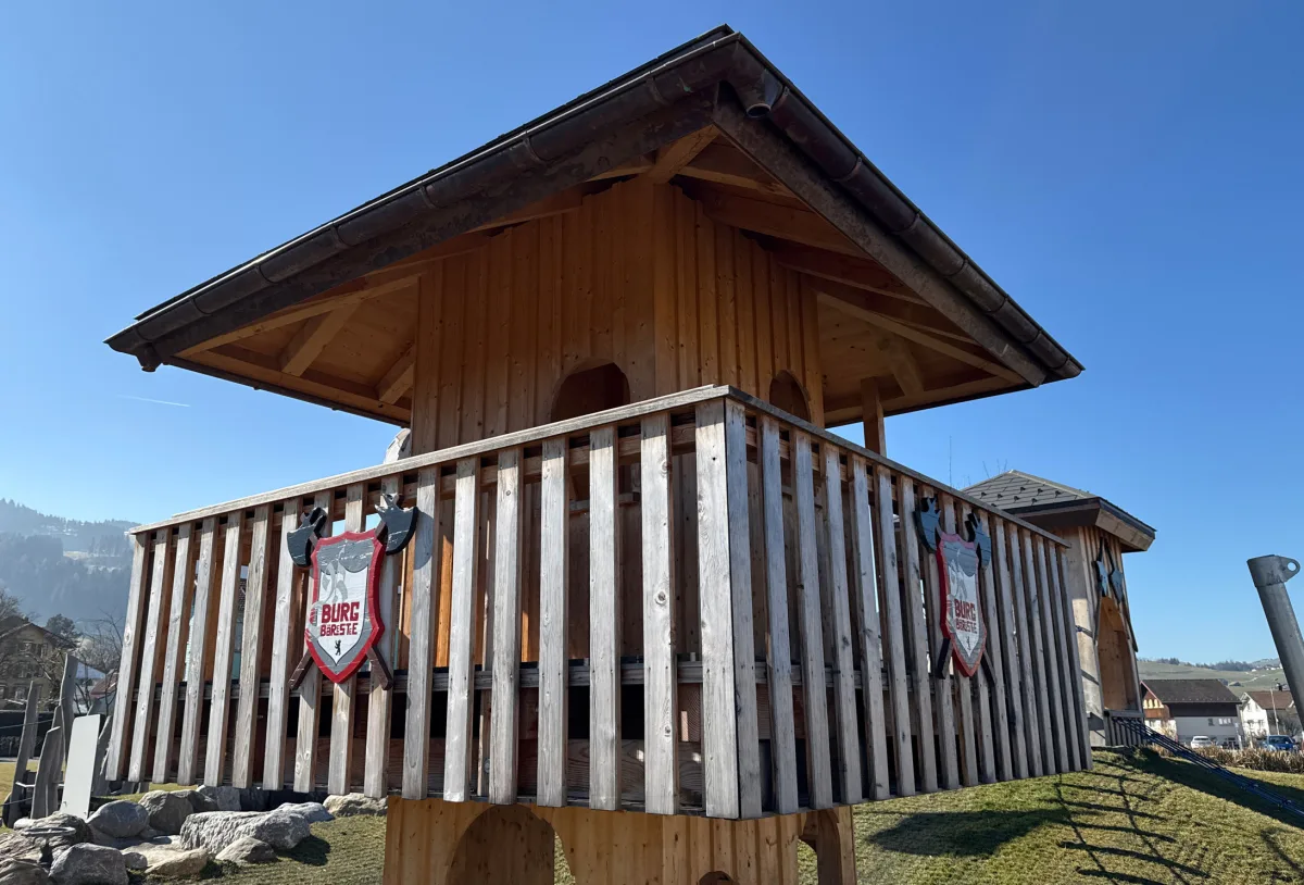 Appenzell I.Rh. - Spielplatz "Bärestee" erheblich beschädigt
