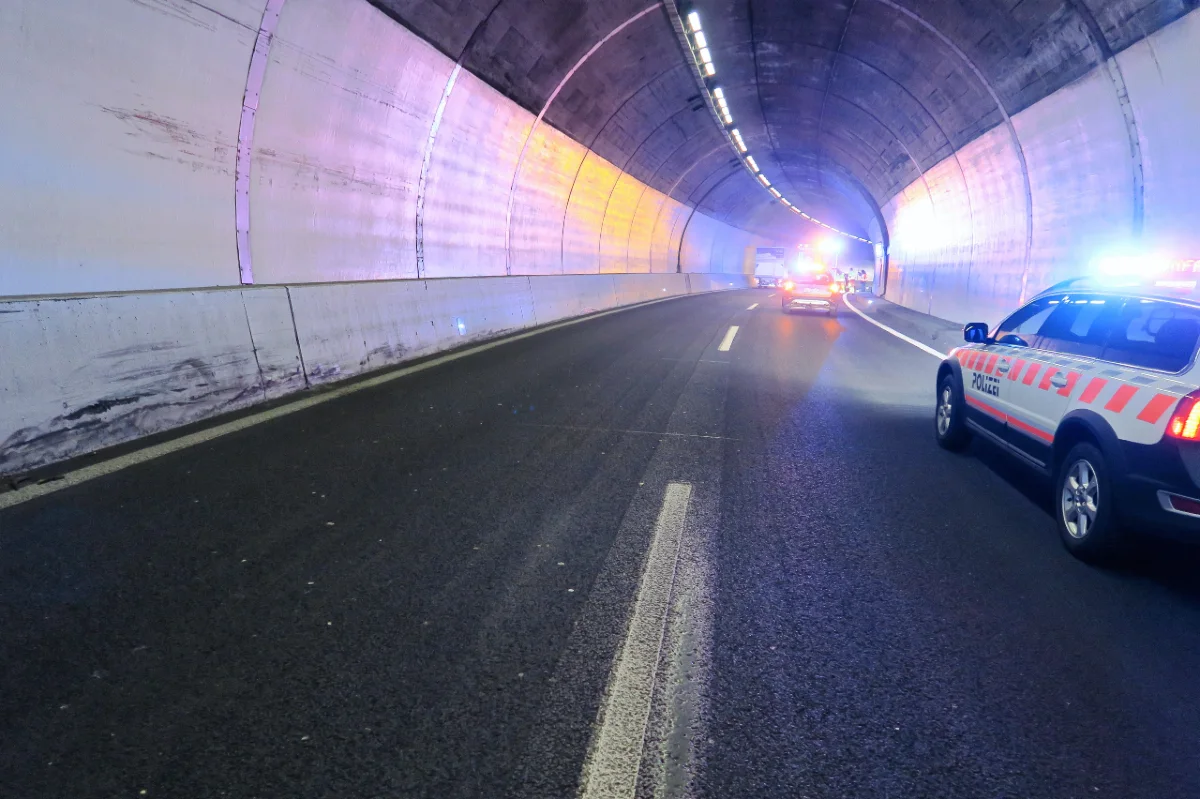 Filzbach GL - Verkehrsunfall auf der Autobahn A3 