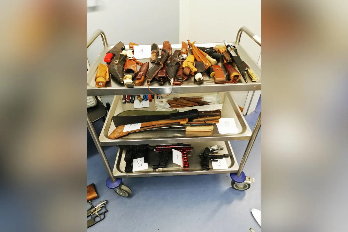 Kassel – Streifen finden Cannabispflanzen sowie zahlreiche Waffen