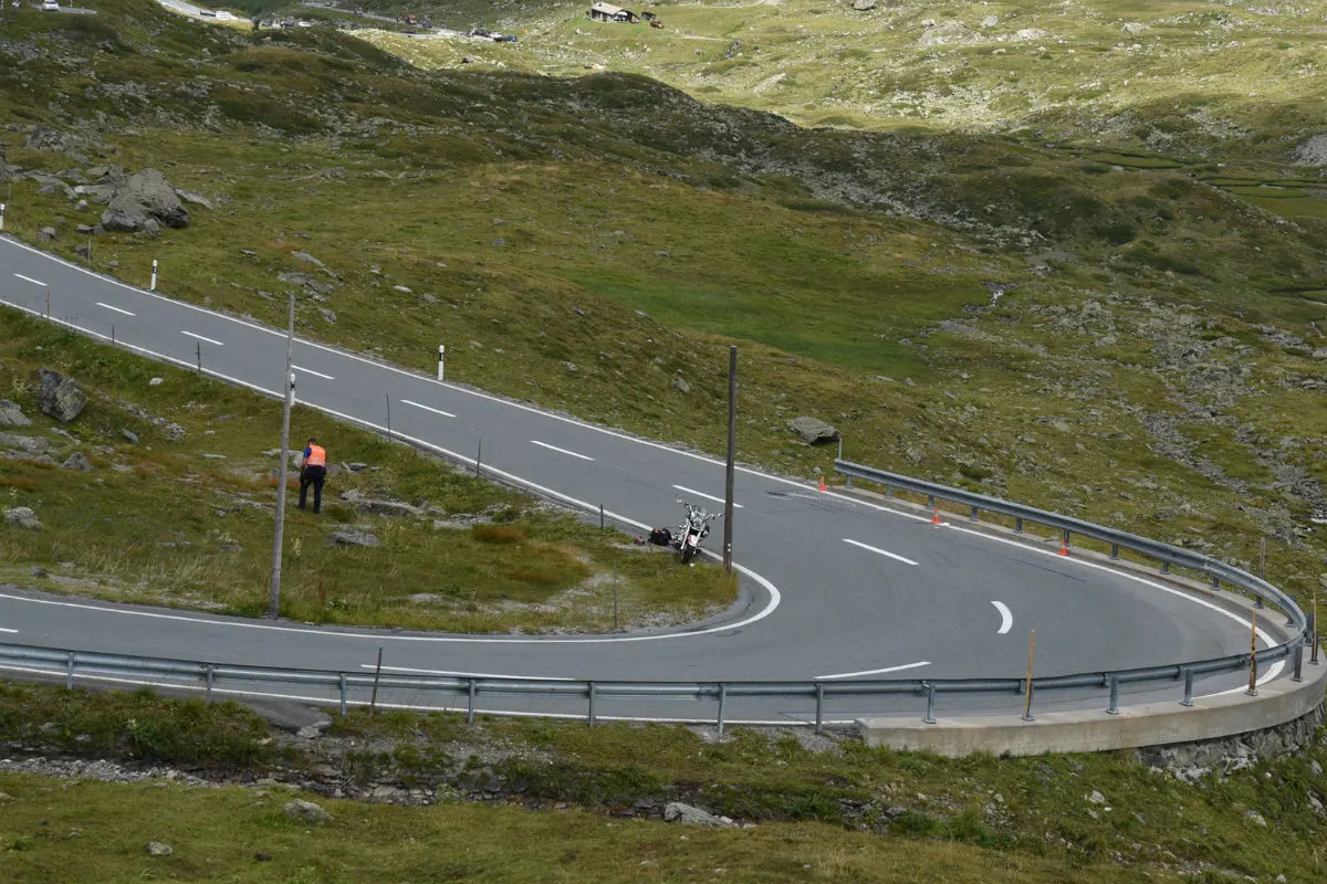 Graubünden GR - Mehrere Motorräder verunfallt