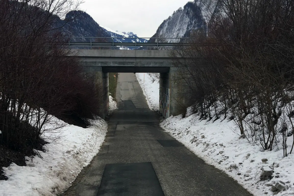 Landquart GR - Fussgänger angefahren und weitergefahren – Zeugenaufruf