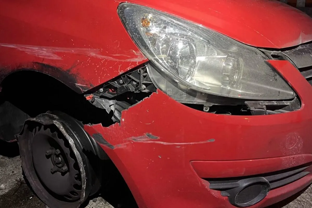 Thayngen SH - Nach Unfall auf den Felgen weitergefahren