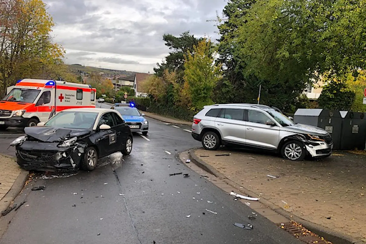 Bad Kreuznach - Verkehrsunfall mit 2 Verletzten