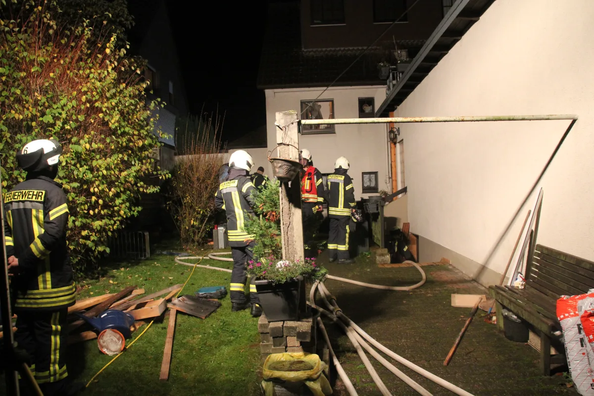 Mettmann – Verpuffung in Einfamilienhaus