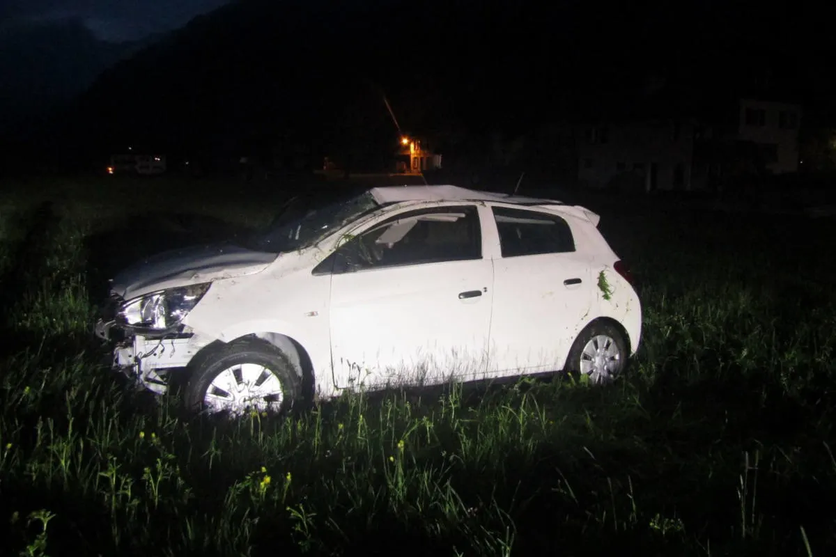 Elm GL - Selbstunfall mit 2 Verletzten