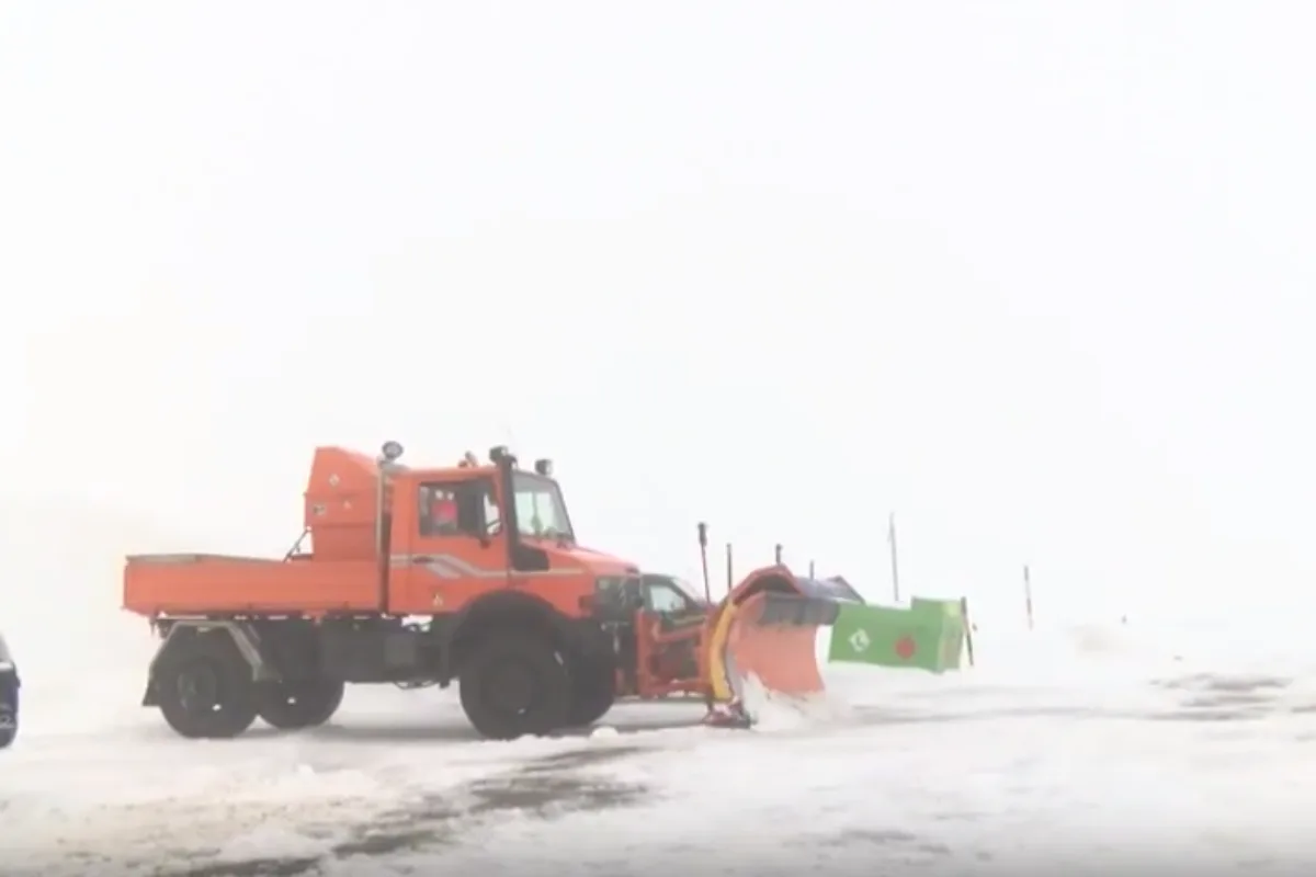 Passstrassen erwachen aus dem Winterschlaf