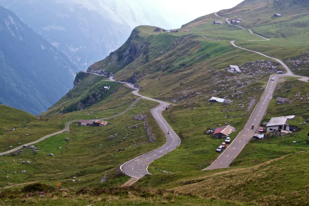 Kurze Wartezeiten auf dem Klausenpass