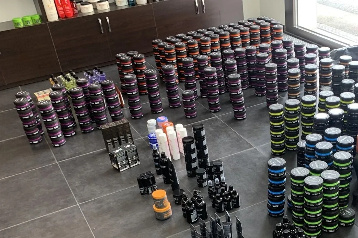 Bezirke Dietikon, Zürich und Winterthur ZH - Kontrollen in 22 Barbershops