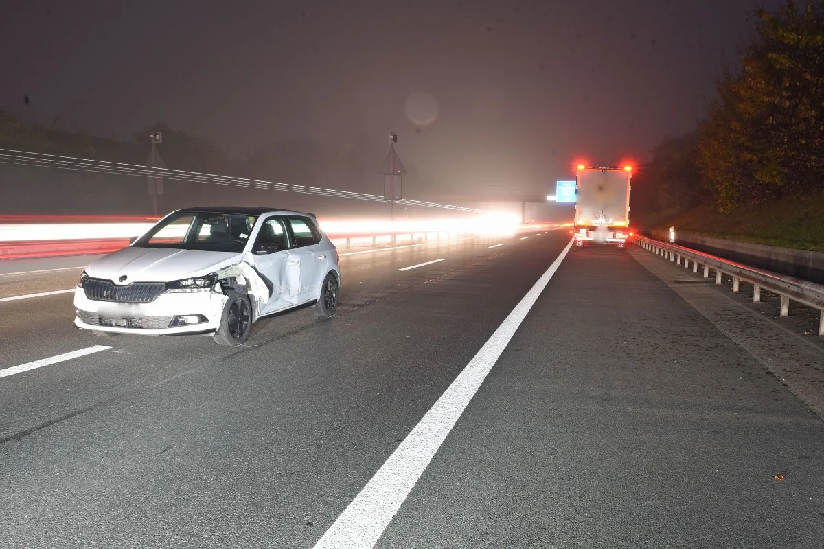 Sursee LU - Kollision zwischen Sattelmotorfahrzeug und Auto auf der Autobahn A2