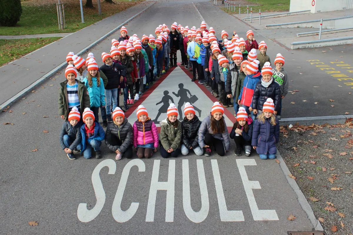 Kanton Zug ZG - Tag des Lichts – Pylonismützen für Zuger Schüler