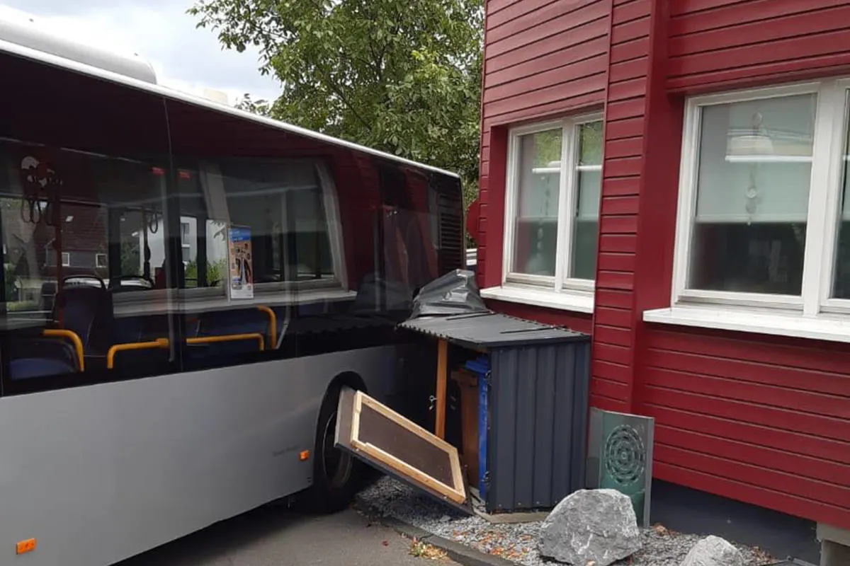 Linienbus war führerlos "auf Abwegen"