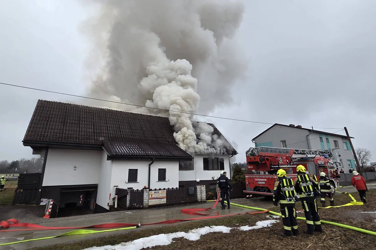 Kalsdorf – Eine Tote und ein Schwerverletzter nach Brand von Haus