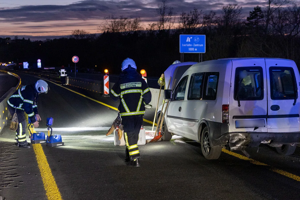A46 Iserlohn – Unfall im Baustellenbereich mit Vollsperrung