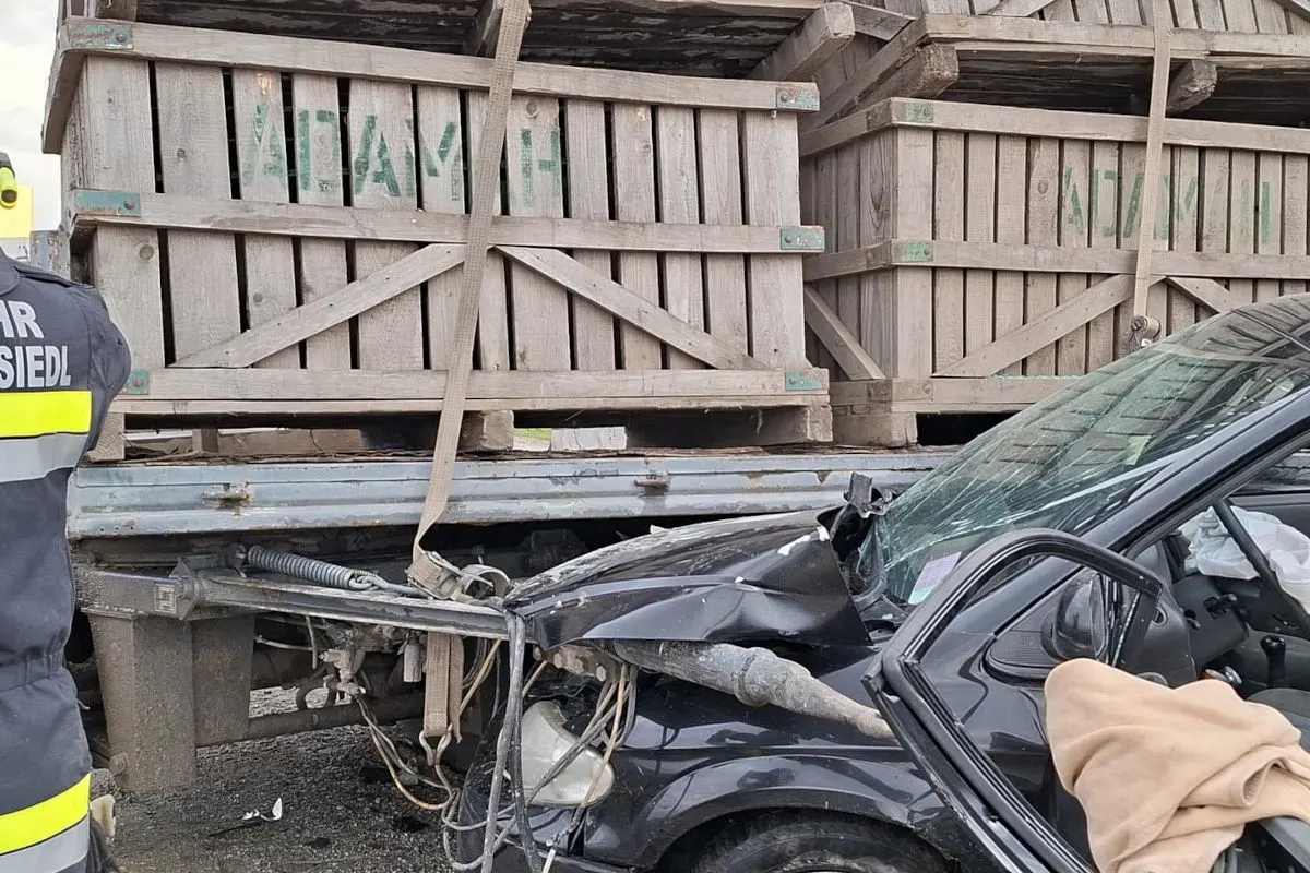 Obersiebenbrunn NÖ – Zwei Verletzte bei schwerem Unfall