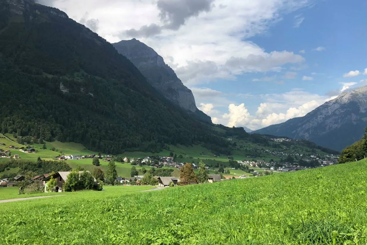Viele Blitze und lokal viel Regen