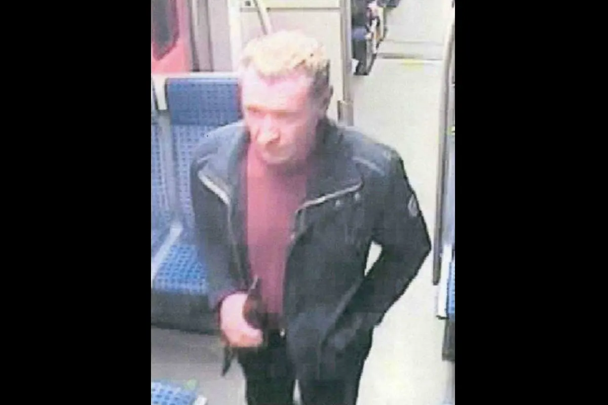 Essen - Polizei sucht nach einem Exhibitionisten