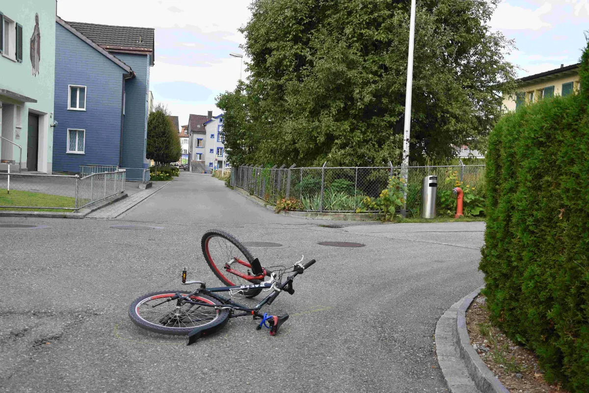 Gossau SG - Zwei Verletzte nach Sturz mit Velo