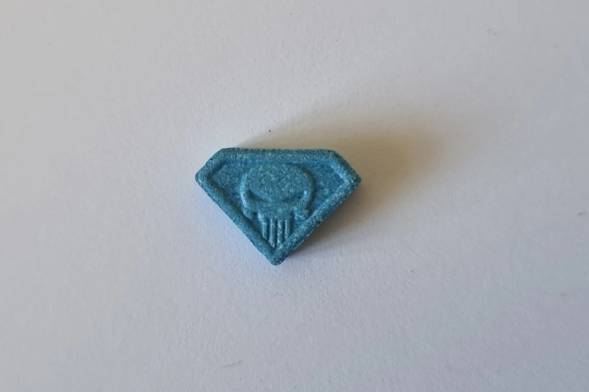 Achtung, Lebensgefahr! - Ecstasy-Pille "Blue Punisher" endete für eine 13-Jährige tödlich