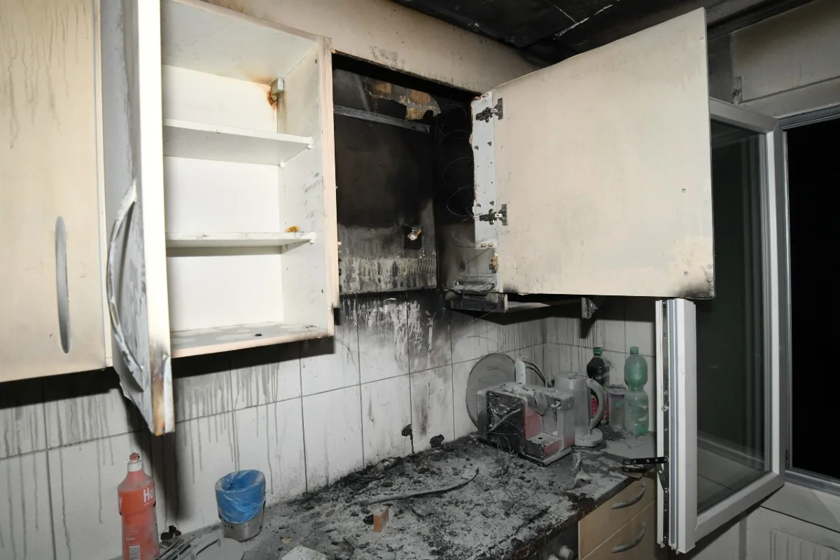 Oberuzwil SG - Küchenbrand in Wohnung - Zwei Personen verletzt