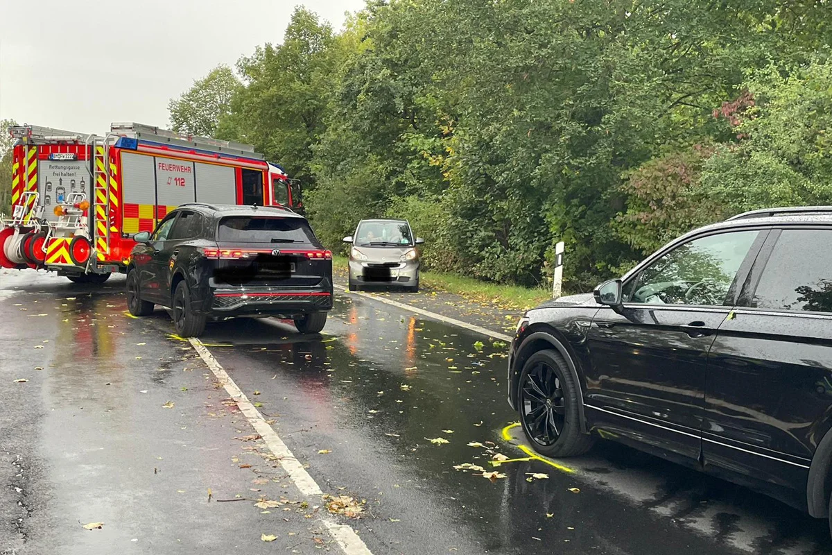 Bergheim NW – Vier Verletzte, darunter zwei Kinder, bei Unfall während Hochzeitskorso