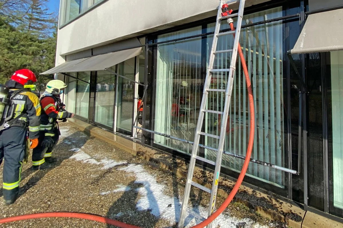 Steckborn TG - Sonnenstore gerät in Flammen